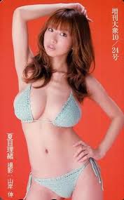 Reona Natsume ไอคอนรอยยิ้มพิมพ์ใจที่โลกหลงรัก จากความน่ารักเหนือกาลเวลาสู่เสน่ห์ที่ผลงานดีไม่มีตก